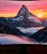  曲面显示器展示自然风光画面6732#竖屏 	 