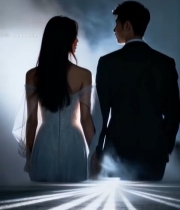  秋日红墙金瓦古建筑景观6233#竖屏 	 