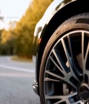  汽车轮胎轮毂特写1912#竖屏 	 