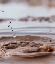  泥水飞溅特写素材2260#竖屏 	 