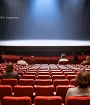  剧院内观众背对镜头看舞台5057#竖屏 	 