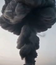  巨大蘑菇云爆炸景象1225#竖屏 	 