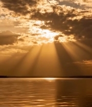  湖面夕阳与霞光景观6540#竖屏 	 