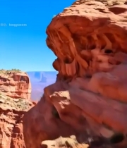  红色岩石自然景观6364#竖屏 	 