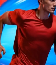  红衣男子跑步画面5180#竖屏 	 