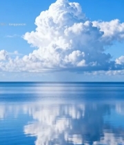  海面蓝天白云倒影素材5550#竖屏 	 