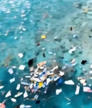  海岛周边海洋垃圾俯拍素材4757#竖屏 	 