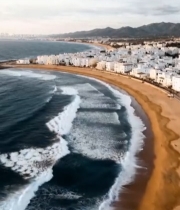  海滨小镇海滩鸟瞰全景4000#竖屏 	 