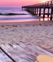  海边木桌玻璃瓶与落日美景860#竖屏 	 