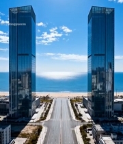  海边高楼与道路俯瞰景象2367#竖屏 	 