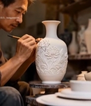  工匠手绘陶瓷花瓶4949#竖屏 	 