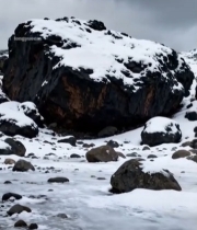  覆雪岩石自然景观4972#竖屏 	 