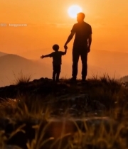  父子山顶观日落剪影4325#竖屏 	 