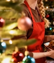  戴兔耳发箍微笑的圣诞女子6411#竖屏 	 